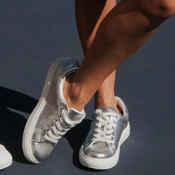 Sono Silver Metallic Coated Twill Lace-Up Sneakers/NIB/8.5 - Picture 5 of 13